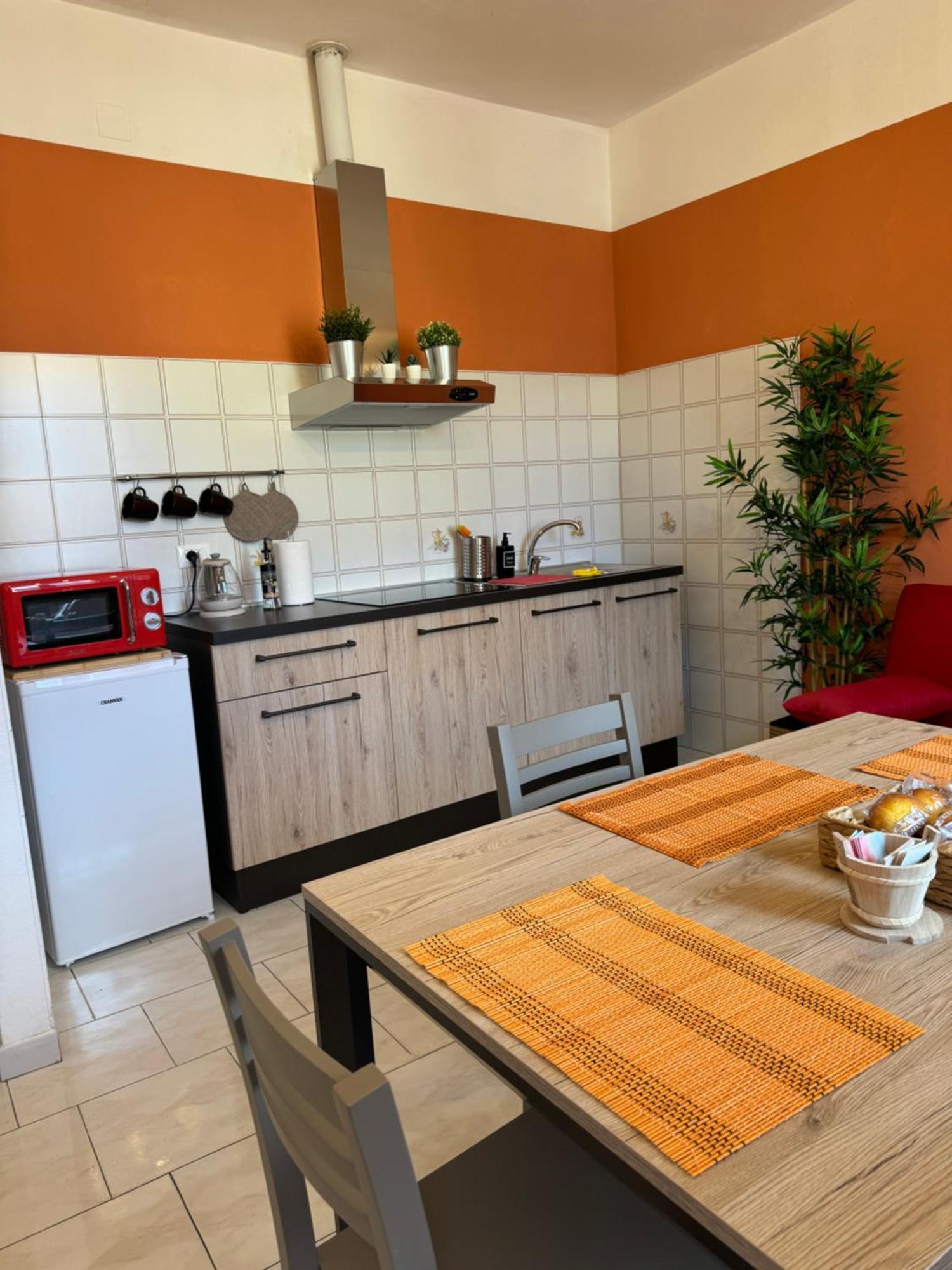 ליבורנו Colben Tuscany Home - Il Mare Dalla Finestra Nell'Atmosfera Tipica Livornese מראה חיצוני תמונה